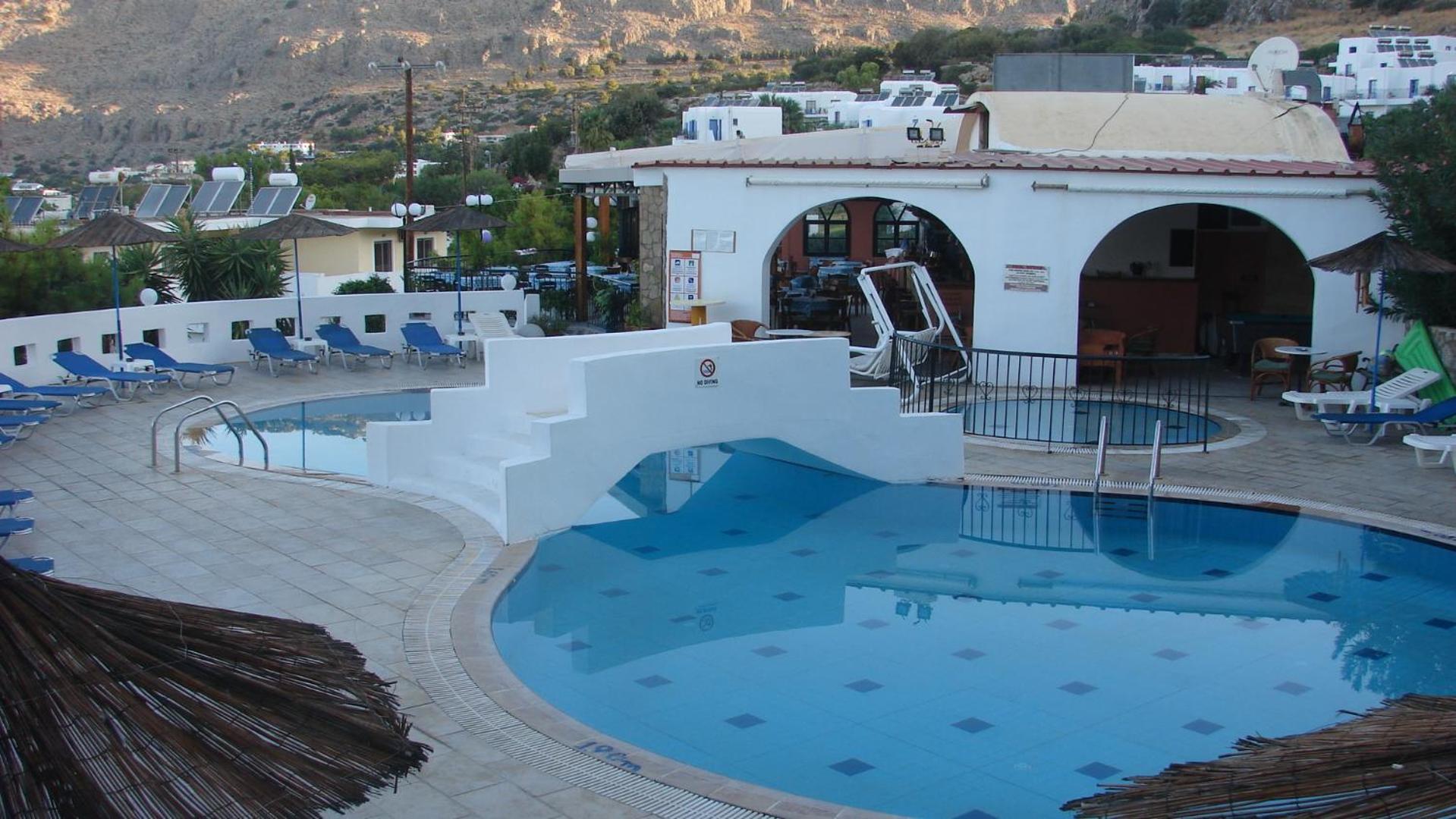 Apostolis Hotel Apartments Pefki  Luaran gambar